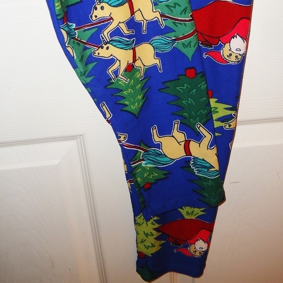 💥SALE💥 LULAROE T&C 2 REINDEER CHRISTMAS LEGGINGS - Picture 4 of 8